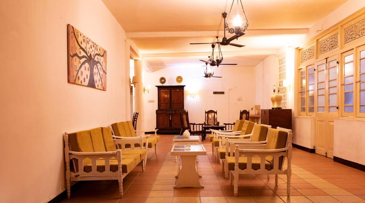 Beverly Villa Dehiwala-Mount Lavinia Buitenkant foto