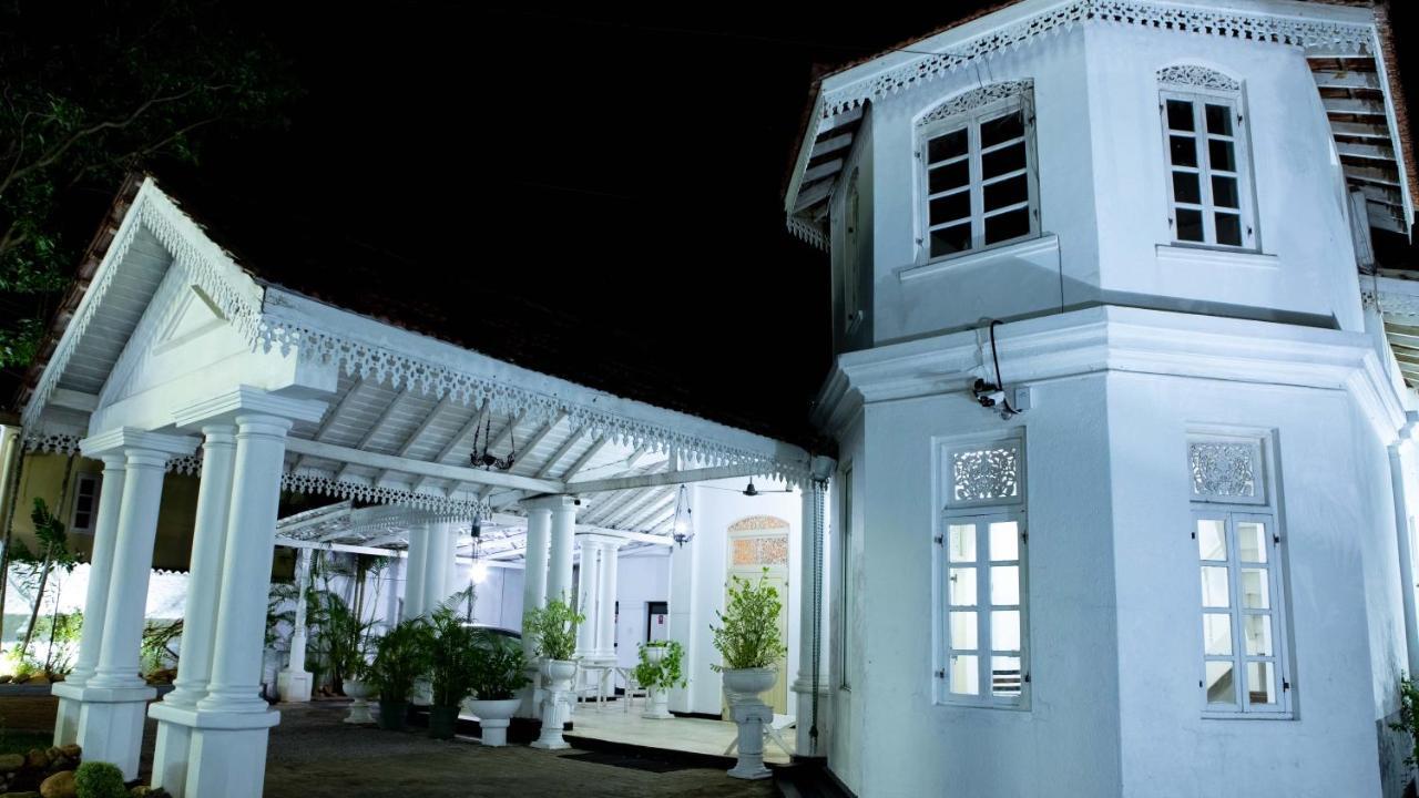 Beverly Villa Dehiwala-Mount Lavinia Buitenkant foto