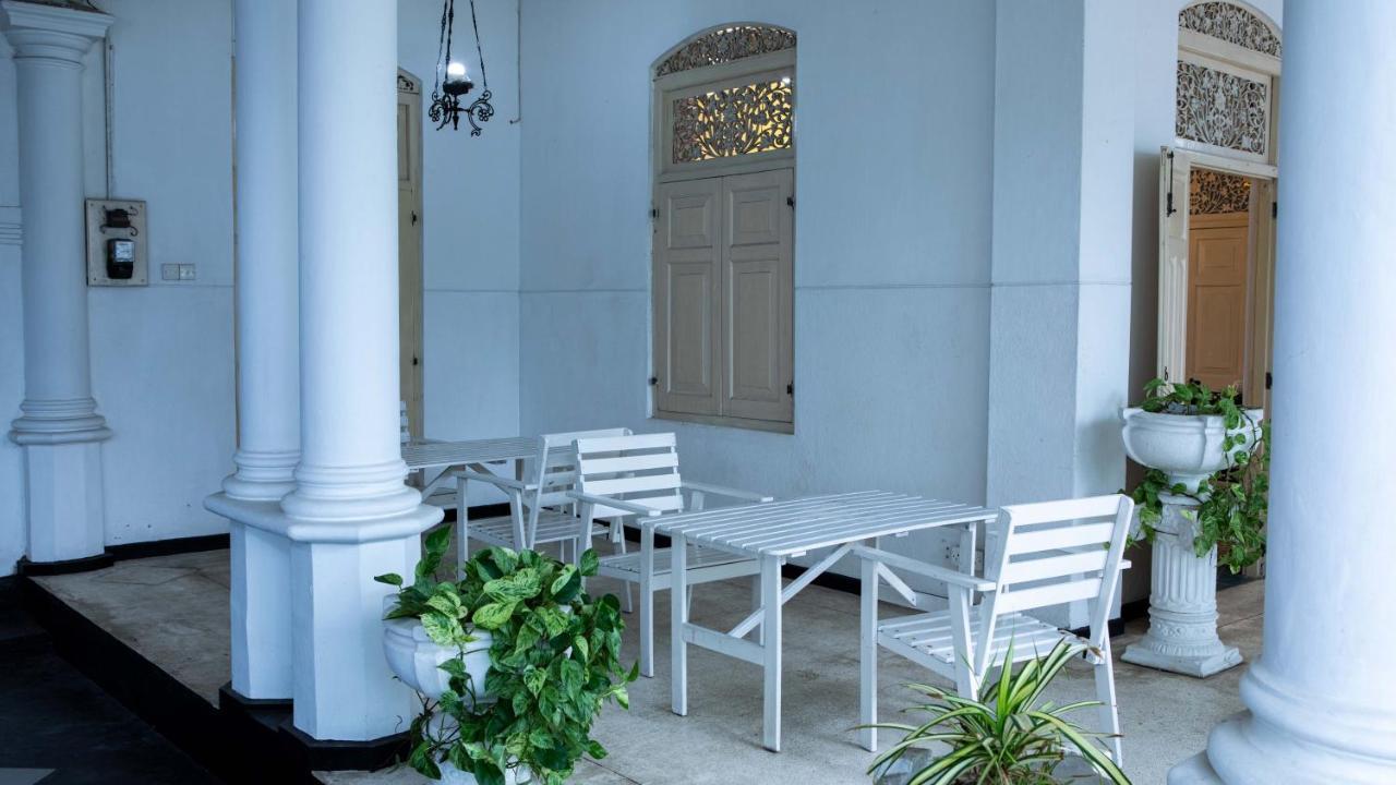 Beverly Villa Dehiwala-Mount Lavinia Buitenkant foto