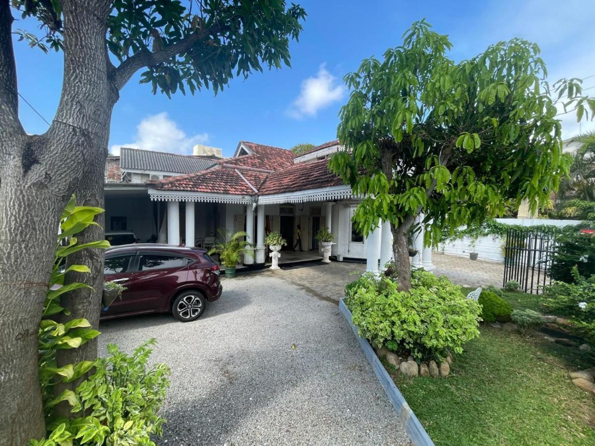 Beverly Villa Dehiwala-Mount Lavinia Buitenkant foto