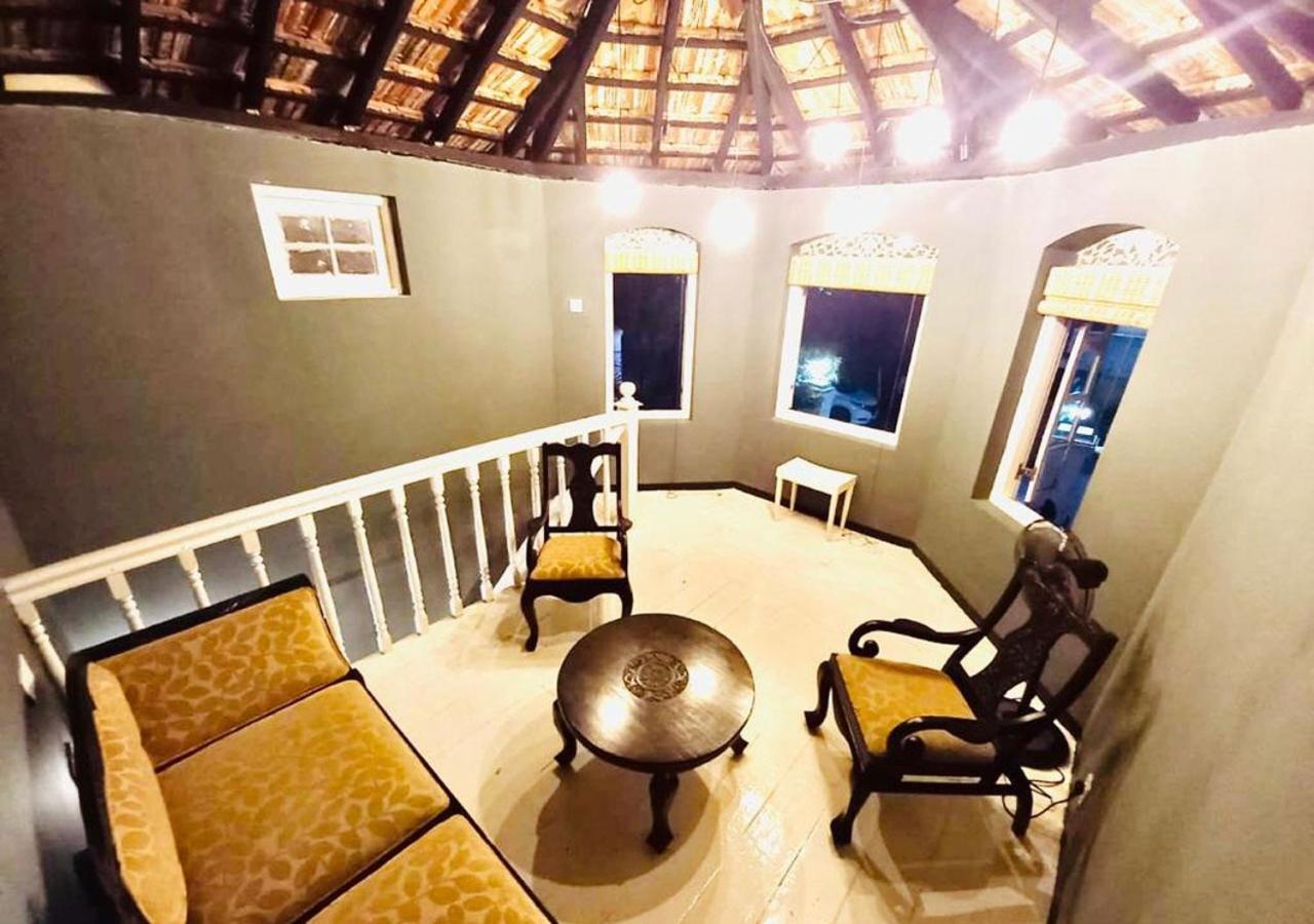Beverly Villa Dehiwala-Mount Lavinia Buitenkant foto