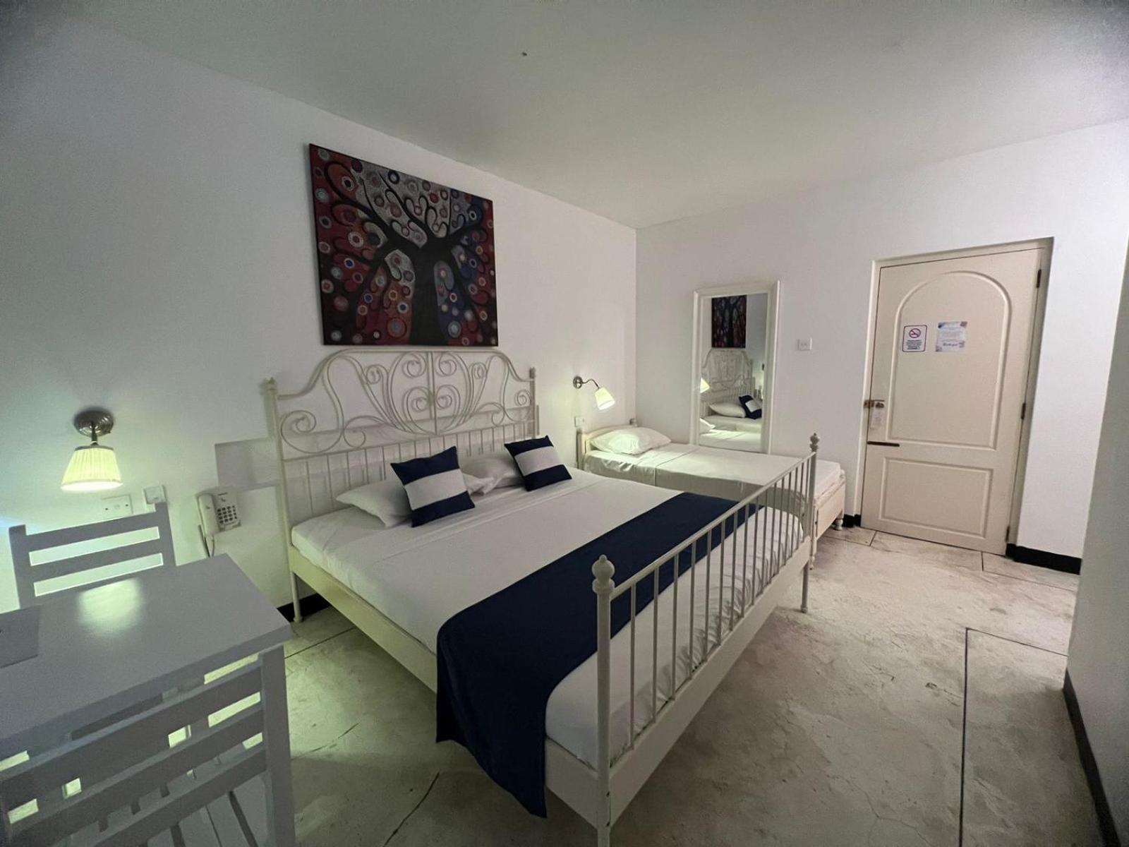Beverly Villa Dehiwala-Mount Lavinia Buitenkant foto